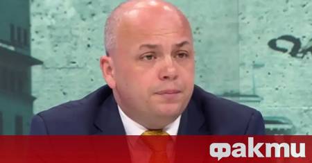 В ефира на Събуди се по NOVA тримата журналисти Силвия