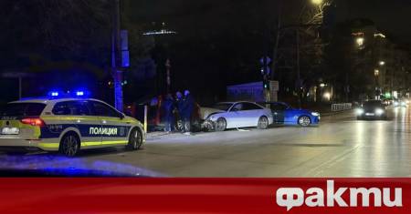 За катастрофа между две коли в столичния квартал Дианамад съобщи