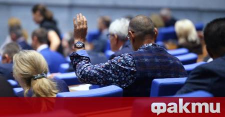 Народното събрание прие на второ четене промени в Закона за