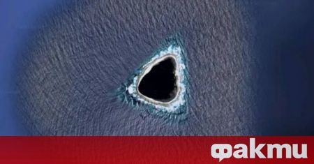 Онлайн потребители са озадачени след като откриха странен остров на