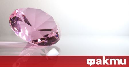 Най големият розов диамант с крушовидна форма обявяван някога на търг