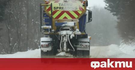 489 снегопочистващи машини обработват републиканските пътища В следващите часове трасетата