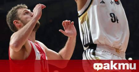 Българската звезда Александър Везенков се завърна успешно за Олимпиакос помагайки