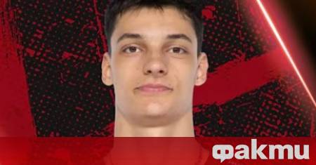 Българският национал Александър Николов и неговият отбор Кучине Лубе Чивитанова