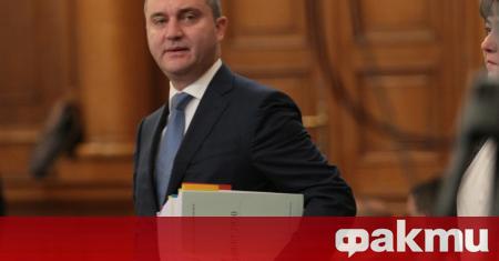 Финансовият министър Владислав Горанов ще представи нови варианти за помощ