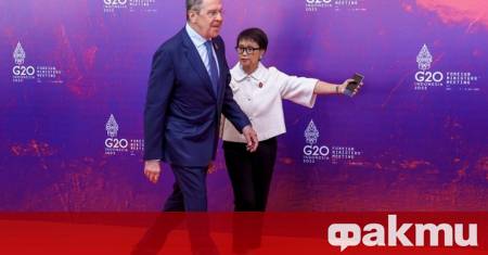 Руският външен министър Сергей Лавров се подигра на ръководствата на