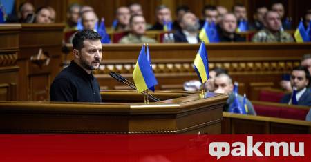 Украинският президент Володимир Зеленски се отказа бързо миналия месец от