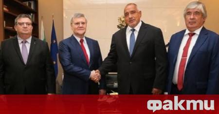 ФАКТИ публикува мнения с широк спектър от гледни точки за