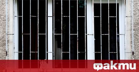 64 затворници в затвор в Буджа край Измир са дали