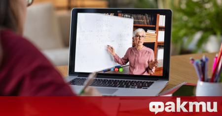 46 на сто от учителите нямат служебен лаптоп показва национално