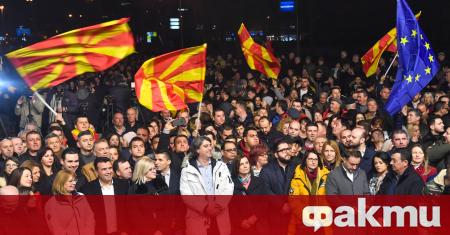 Председателят на македонската опозиционна партия ВМРО-ДПМНЕ Християн Мицкоски говори в