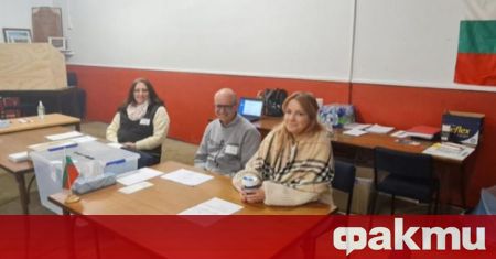 Изборният ден в чужбина вече започна съобщават от външното ни