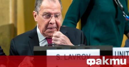 Западът се преструва че се интересува от преговори за украинско