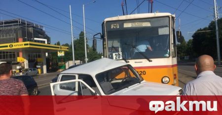 Пловдивски джип катастрофира тази сутрин в София Инцидентът е станал