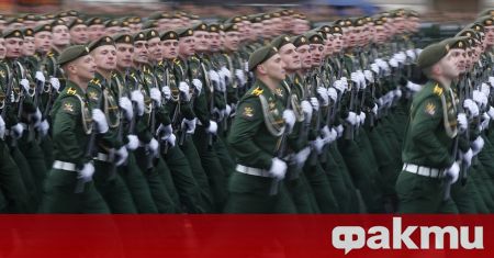 Руската федерация да планира провеждането на парад на победата в