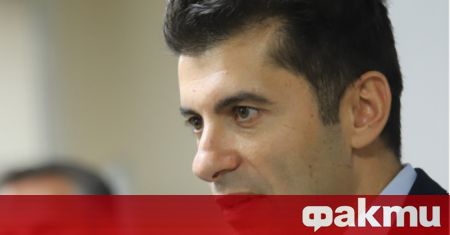 Премиерът Кирил Петков на визита в РС Македония на 25