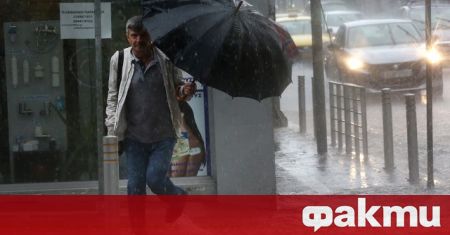 Един човек загина при наводнения в Гърция Заради проливните дъждове