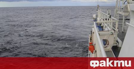 Естонската служба за данъчен и митнически контрол е задържала контейнеровоз