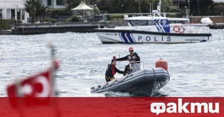 За експлозия и последвал пожар в машинното отделение на танкер