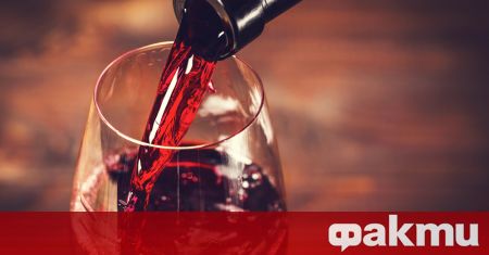 Червеното вино е напитка богата на антиоксиданти които помагат да