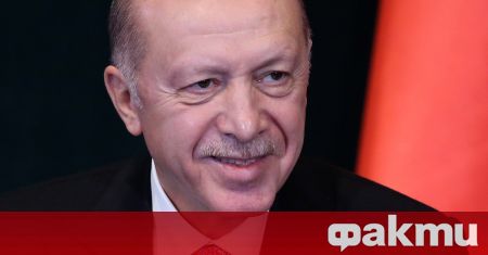Турският президент Реджеп Тайип Ердоган произнесе вчера слово пред албанския