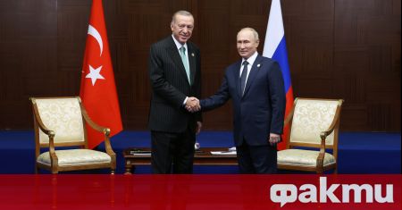 Руският президент Владимир Путин каза на турския си колега Реджеп