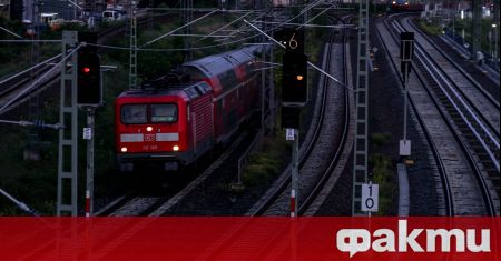 Германия представи първия напълно автоматизиран влак съобщи Дойче Веле Влакът
