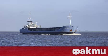 Руски удар с дрон е поразил цивилен товарен кораб в