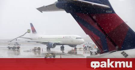 САЩ се сблъскват с мащабни смущения в авиотранспорта след като