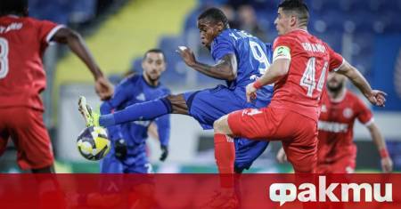 Левски отнесе Ботев Враца за седем минути след почивката
Левски задържа