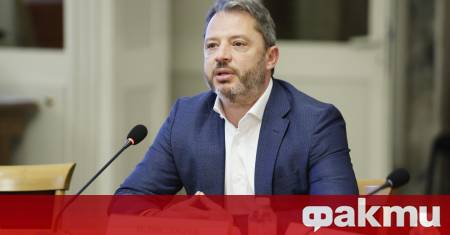 Делян Добрев подаде заявление за прекратяване на правомощията му като