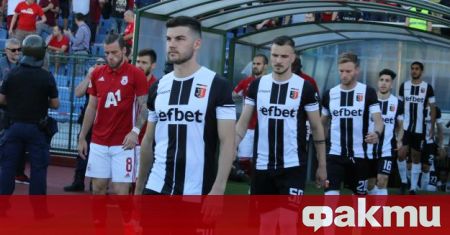 Футболистите и треньорите на Локомотив Пловдив продължават да очакват заплатите