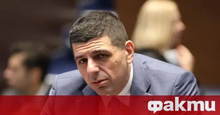 Намекна се сред управляващите за евентуална оставка на Даниел Митов