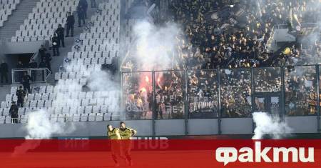 Привържениците на Ботев Пловдив буквално за минути изкупиха всички пропуски
