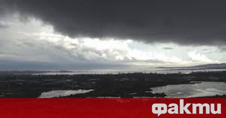 Днес ще вали дъжд по значително в Южна България съобщи Българската