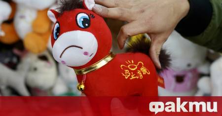 Производствен дефект превърна обикновена плюшена играчка в неочакван търговски феномен