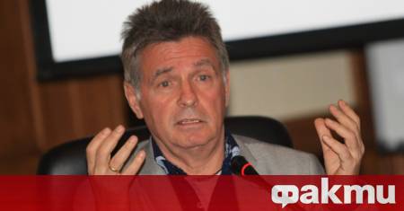 Съдържанието е обемно и ние препускаме по него Преподаваме го