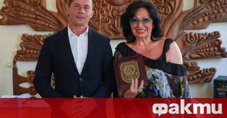 Една от най обичаните и емблематични фигури на родната популярна