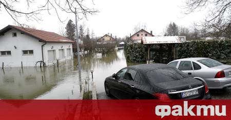 Обилни дъждове и силен вятър засегнаха голяма част от Хърватия