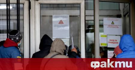 Броят на пенсионерите в България намалява със 133 хиляди души