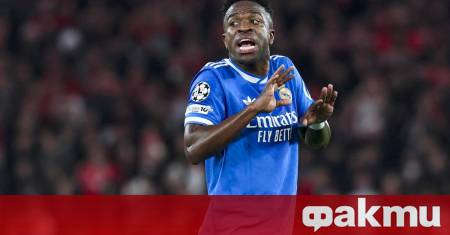 Бившият футболист Тоте който е играл както за Бенфика 1999