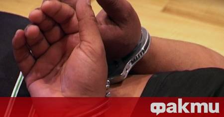 Служители на участък Градец към Районното управление на полицията в