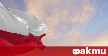 Неидентифициран обект падна през нощта в царевична нива и експлодира