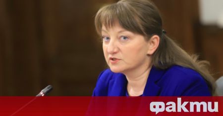 Министърът на труда и социалната политика Деница Сачева издаде нова