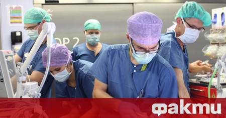 Остава критично състоянието на 4 годишното дете и майка му прегазени