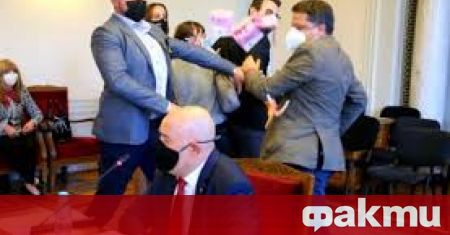 Предложението да бъде избран прокурор който да разследва главния прокурор