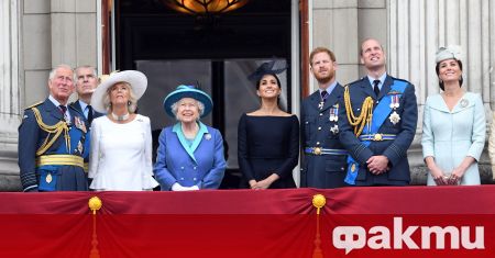 Представителите на британското кралско семейство са се събрали на извънредна