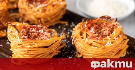 Необходими продукти Варени спагети Сос за спагети според