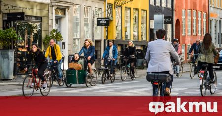 Социалдемократите вероятно ще останат най голямата партия в Дания но политическото