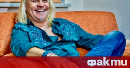 Днес 15 юни 2026 г легендарният вокалист на Uriah Heep